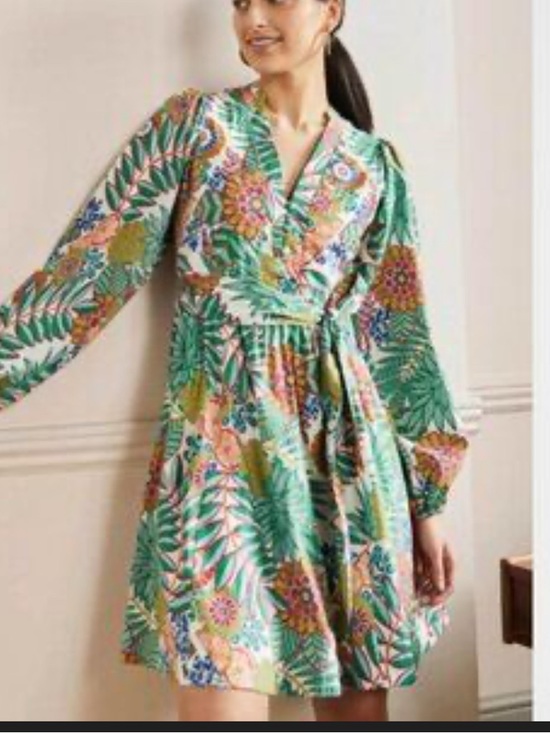 Boden Dresses & Skirts - Boden Notch Neck Dress US Size 6P Orchid Petal Passion Bloom Green Floral Tie
